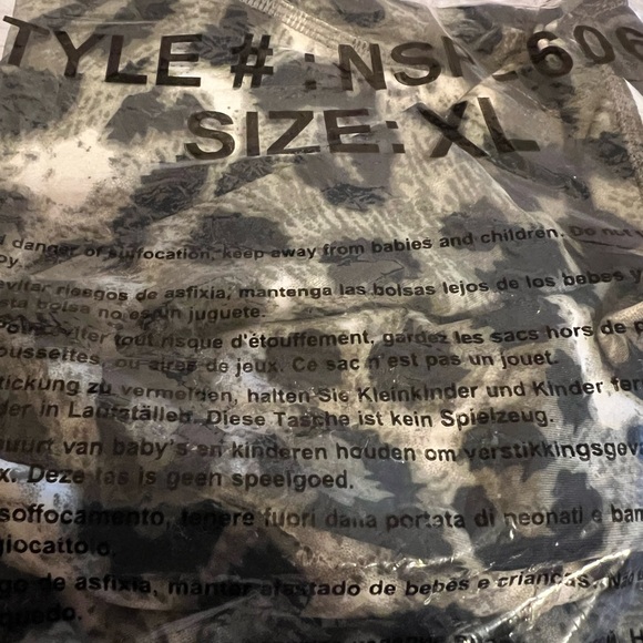 NWOT: Zenana boutique compression biker shorts W: is 12 unstretched - Picture 2 of 4